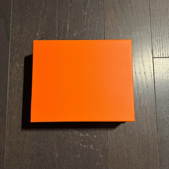 Hermes medium empty box case decoration storage orange tissue + book - Picture 7 of 11